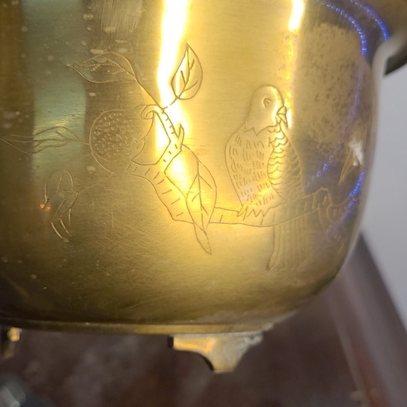 CHINESE BRASS ENGRAVED BOWL WITH A bird on a tree - Picture 8 of 9
